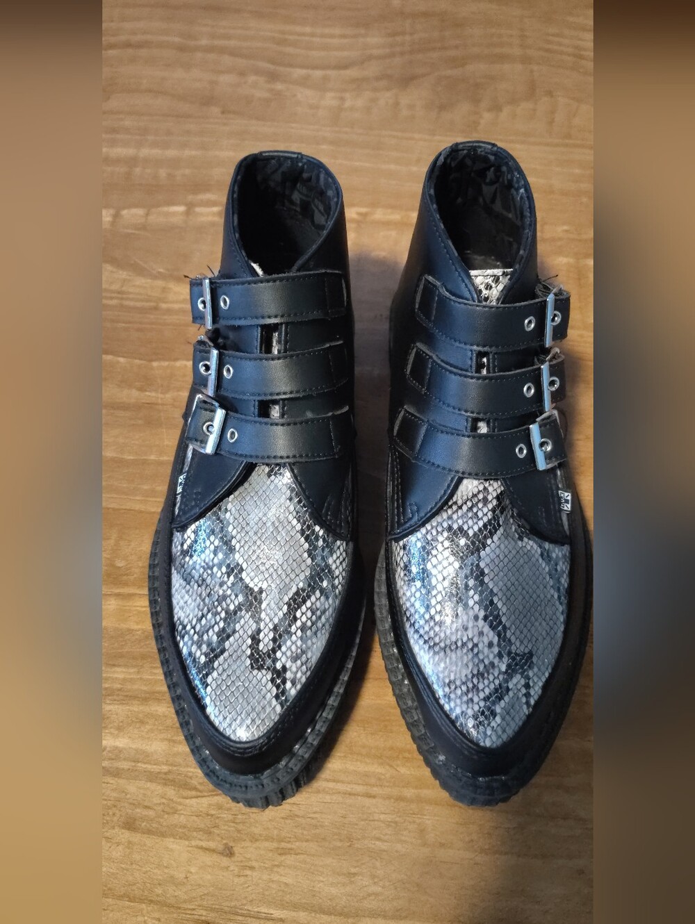 TUK Brand Black Faux-Snakeskin Triple-Strap Unisex Creeper Boots Size M6 - W8